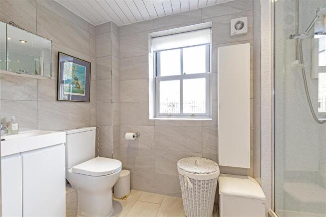 Shower Room-1.jpg