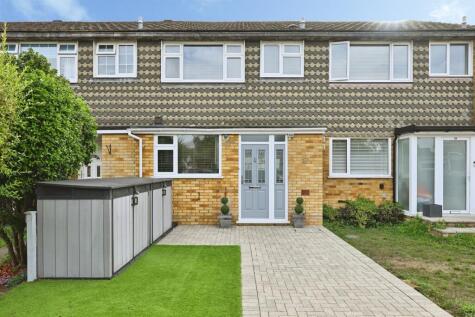 Crownfield, Broxbourne