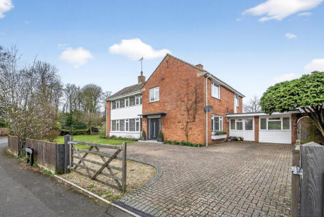 Broadleas Road, Devizes, SN10