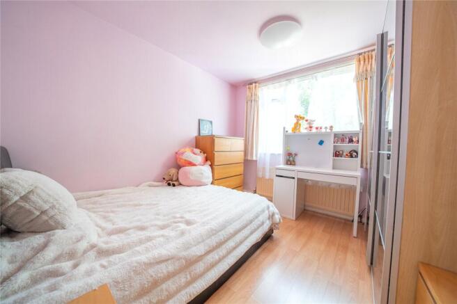 3 bed Semi-Detached for sale Image 12
