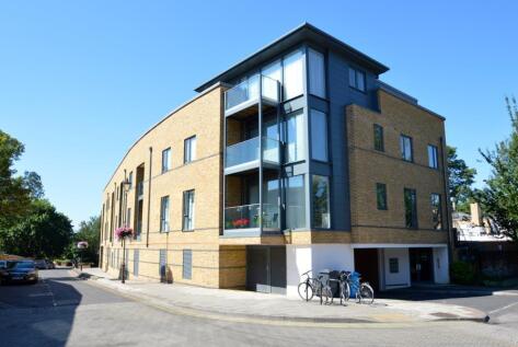 Centric, Acre Passage, Windsor