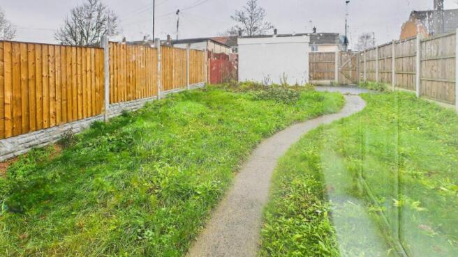 3 bed End of Terrace to rent Image 10