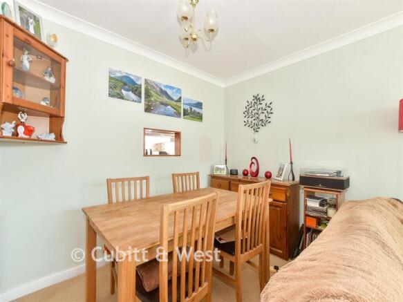 Lounge/Dining Room,