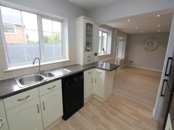 Kitchen (1)