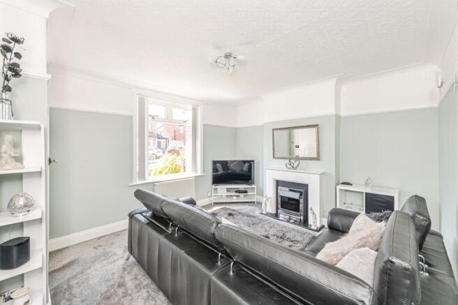 2 bed Semi-Detached for sale Image 4