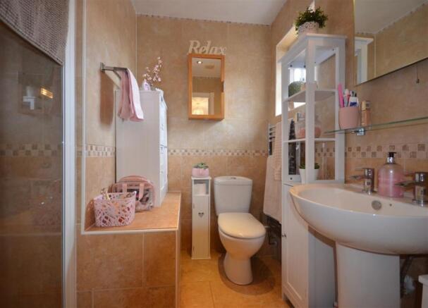 Refitted En Suite