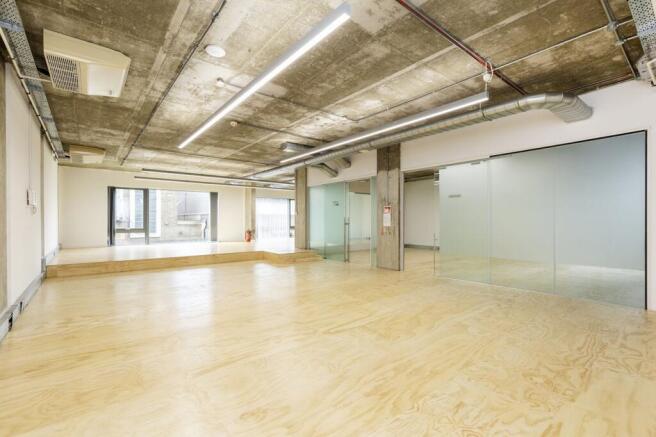 First floor 810 Orsman Road 12.jpg