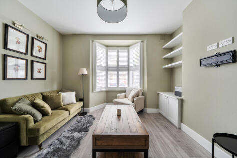Fourth Avenue, Queens Park, London, W10