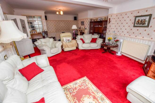 Living Room (2)