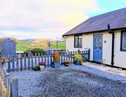 4, Daulwyn, Llanwrin, Machynlleth SY20 8QJ