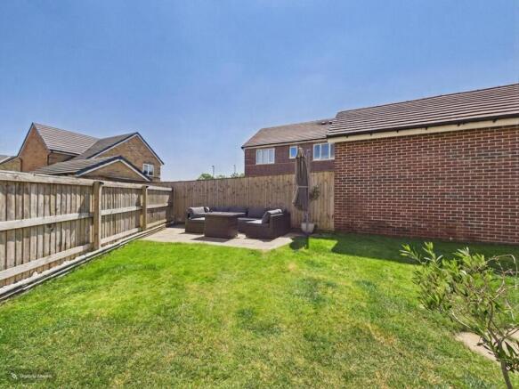3 bed Semi-Detached for sale Image 4