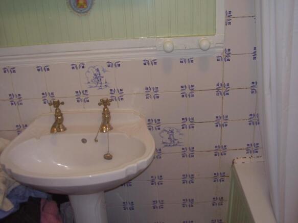 Bathroom (3)