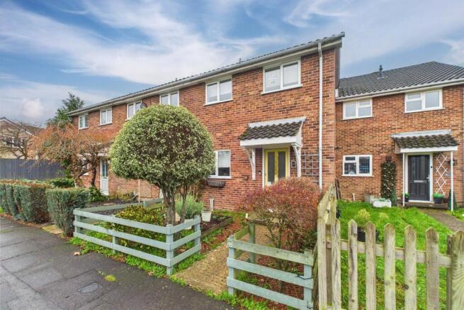 2-bed terraced on Birkdale, Bracknell, Berkshire, RG12, £325,000
