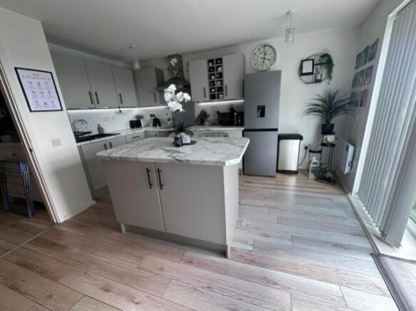 Kitchen (3)