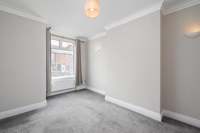 1 bed Flat to rent Image 4