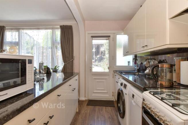 Kitchen/ Dining Area