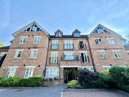 Heathside Court, High Road, Bushey Heath WD23