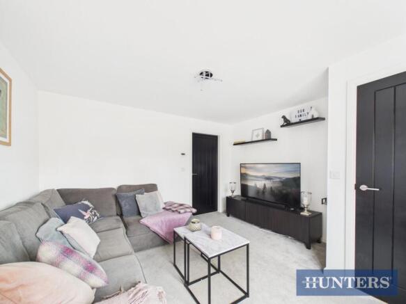 3 bed Semi-Detached for sale Image 6
