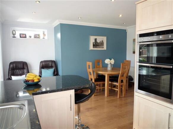 Dining Area: