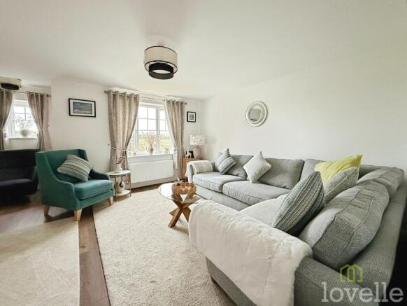 Fuchsia Way, Witham St. Hughs, LN6 photo 3