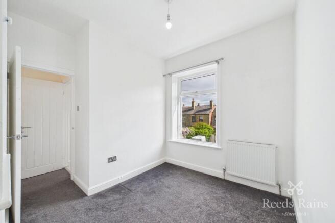 2 bed Terraced to rent Image 7
