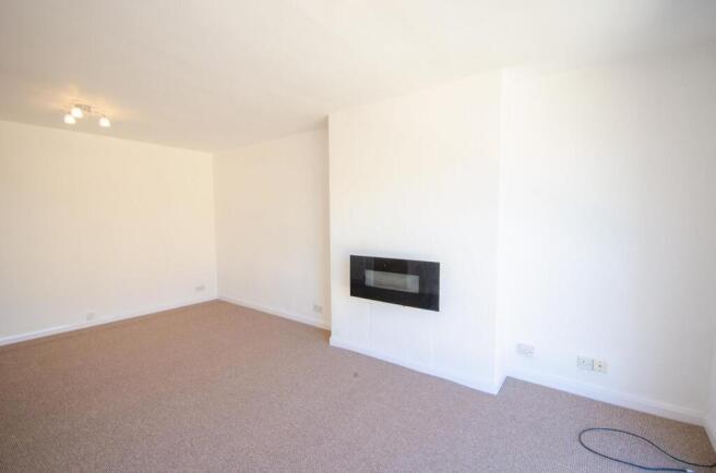 2 bed Semi-Detached Bungalow for sale Image 9