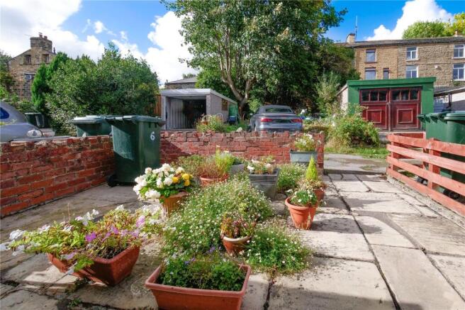 2 bed Terraced for sale Image 10