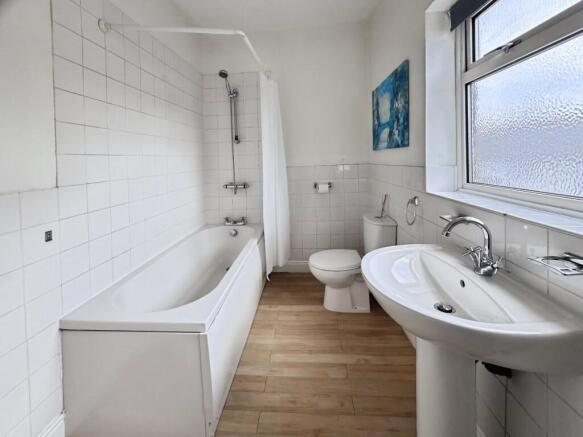 2 bed Terraced for sale Image 4