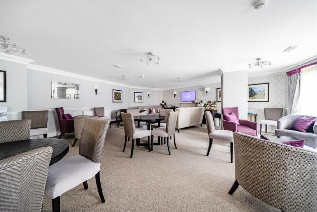 Owners Lounge.jpg