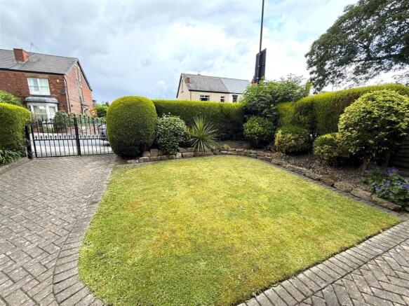 front garden.jpeg
