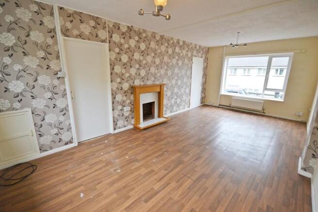 Livingroom (2nd view)