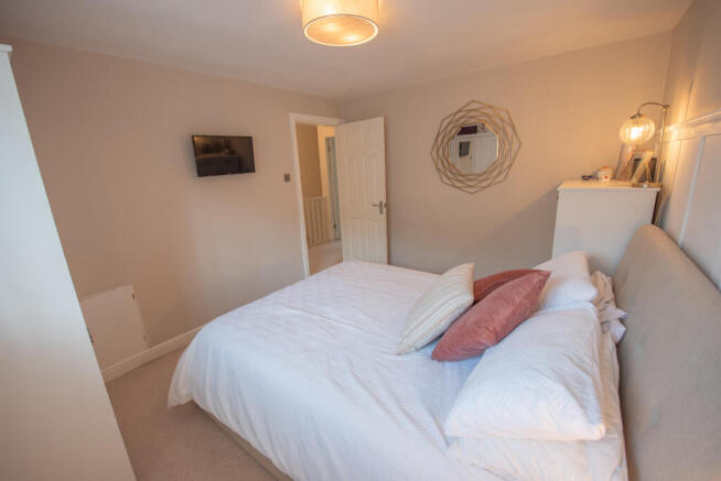 4 bed Town House for sale Image 10
