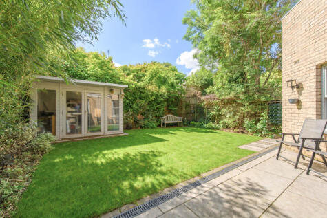 Belsize Avenue, Hampstead, London, NW3