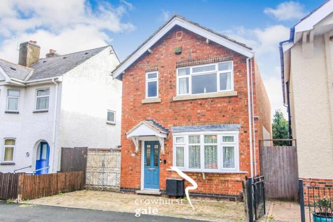 3-bed detached on Dalkeith Avenue, Rugby, £365,000