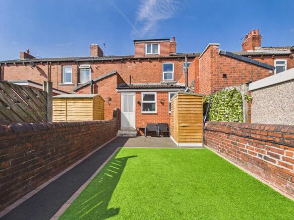 3 bed Terraced for sale Image 4