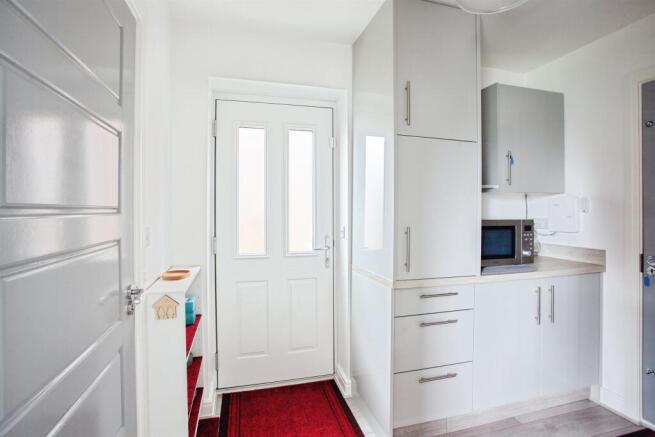 4 bed Detached for sale Image 11