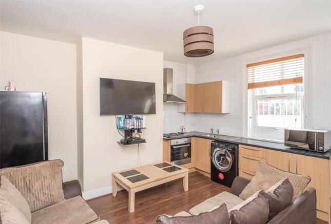 Lounge/Kitchen
