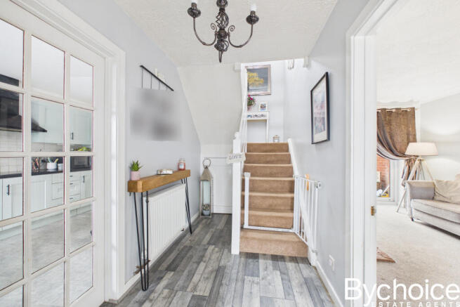 CAM05454G0-PR0116-STILL001