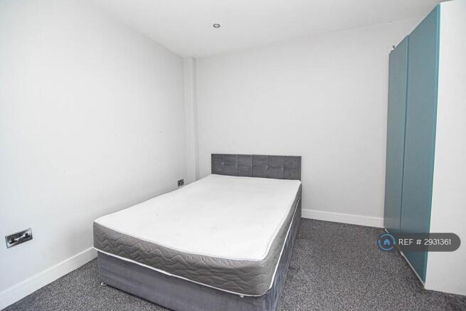 1 bed Flat to rent Image 5