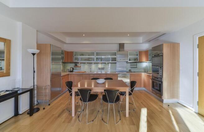 Reception room/kitch
