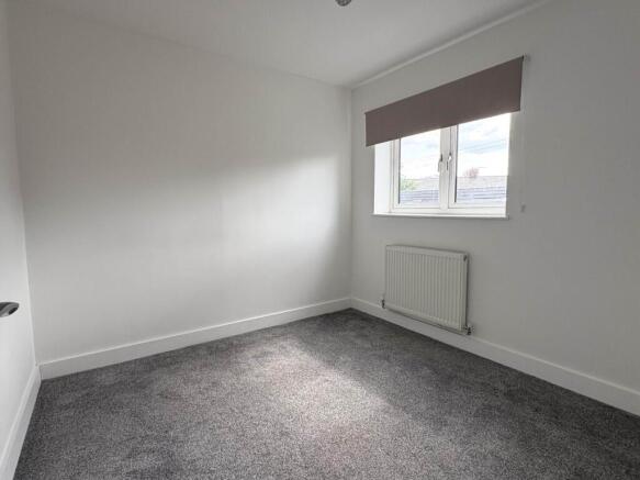 3 bed Semi-Detached for sale Image 8