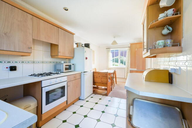 Old School Place, Lingfield, RH7 6AS photo 4
