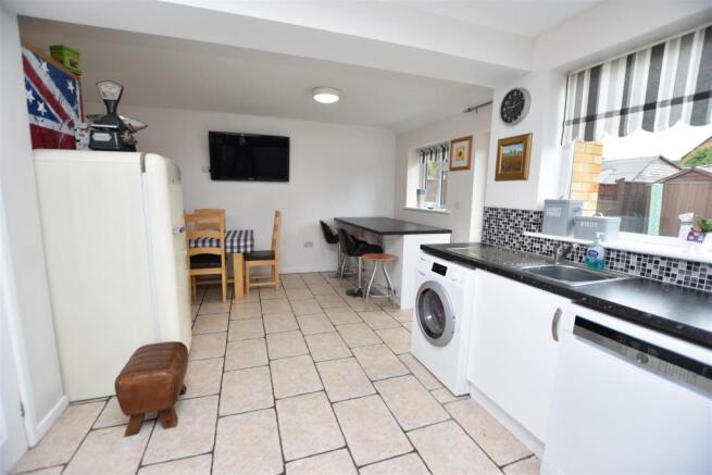 LIVING DINING KITCHEN