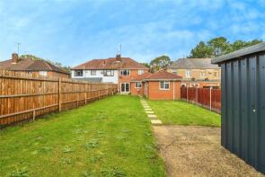 27, Spicers Hill, Southampton SO40 9ED