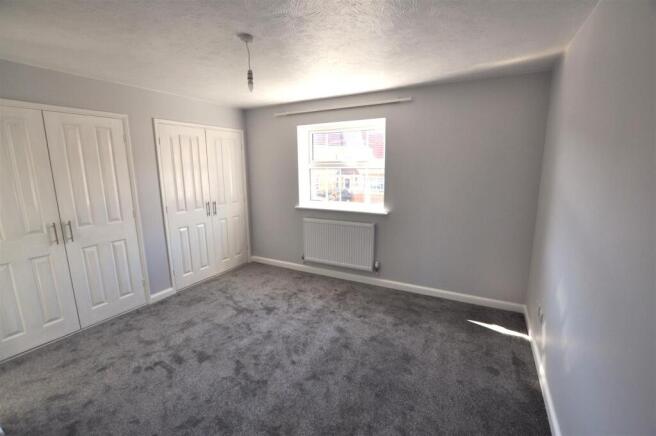 Bedroom 1.JPG