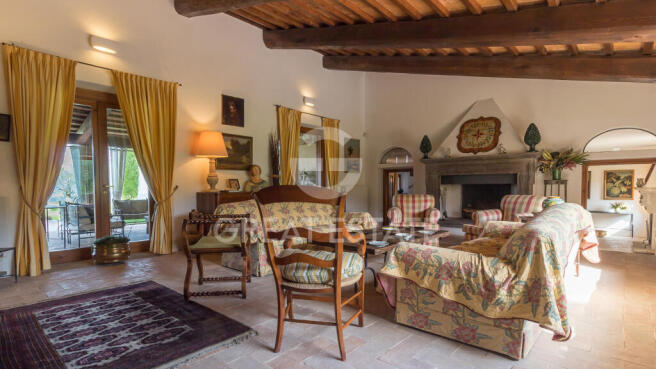 Interno