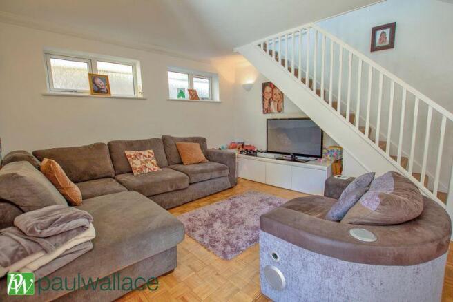 Family Room Lo...