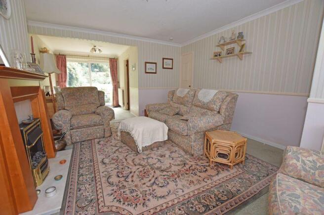 Lounge 2