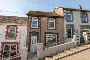 8, Coronation Street, Wyndham, Bridgend CF32 7HE