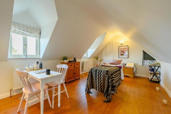 8495315-interior53.jpg